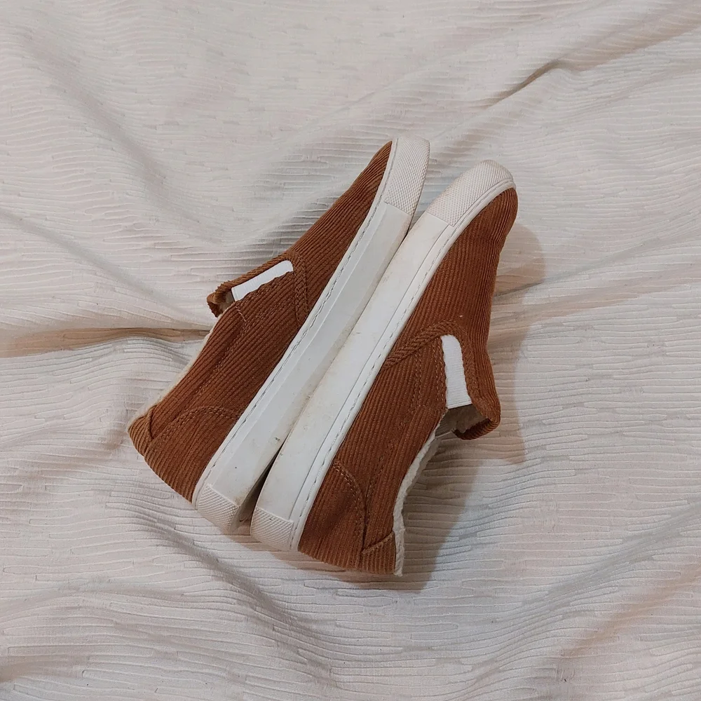 J. Crew Tan Corduroy Slip-On Sneakers Size 8